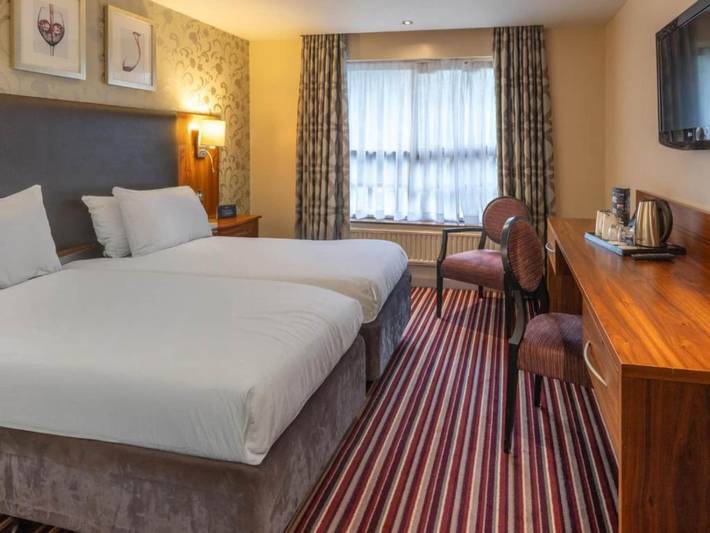 Hôtel pour 2 personnes, adapté aux familles