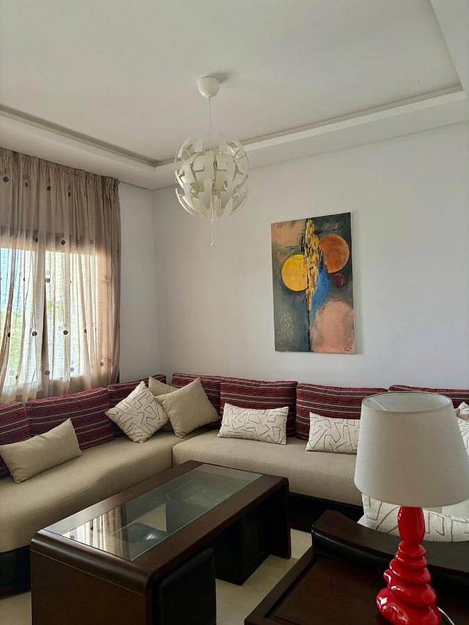 Appartement de vacances pour 6 personnes, avec jardin et vue ainsi que piscine et terrasse, animaux acceptés