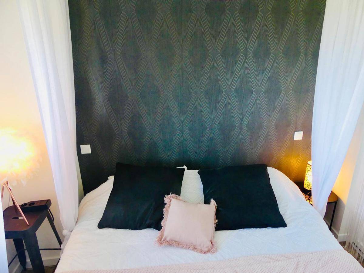 Family Suite with Balcony in Cenves, Région de Villefranche-sur-Saône