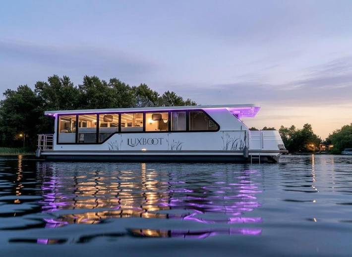Boot für 4 Personen, mit Sauna und Ausblick sowie Terrasse in Sachsen-Anhalt - 3