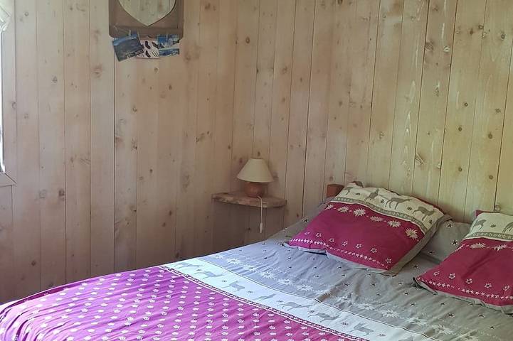 Gîte pour 21 personnes, avec jardin, animaux acceptés à Saint-Pierre-d'Entremont - 3