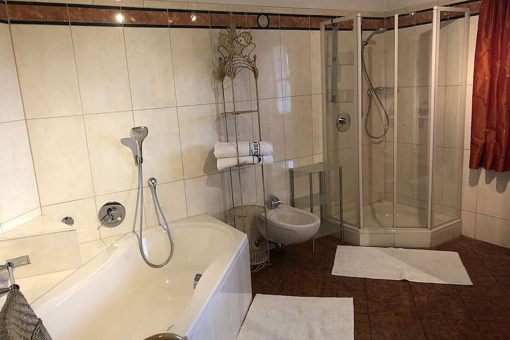 Ganze Wohnung, 1 bedroom apartment in riedering in Riedering, Landkreis Rosenheim