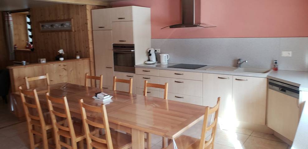 Gîte pour 8 personnes, avec jardin et terrasse dans le Doubs - 4