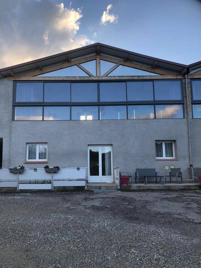 Gîte pour 4 personnes, avec vue et jardin à Carla-Bayle