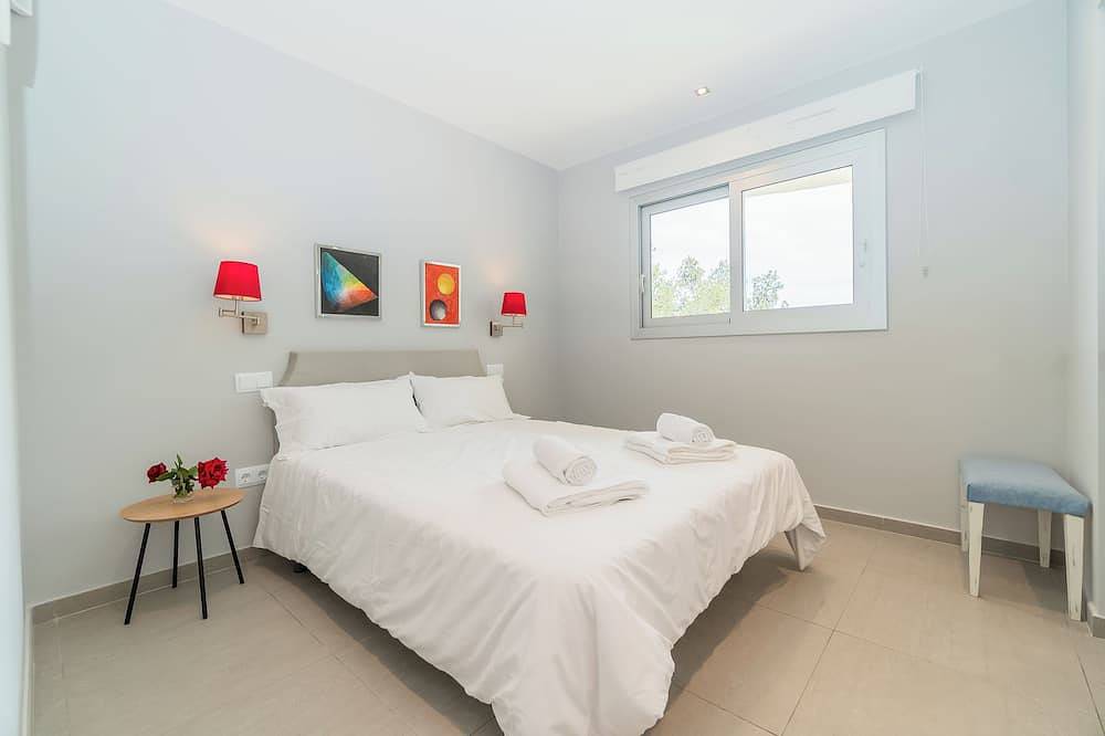 Casa Majestic: Sophistication and comfort in Cunit, Costa Dorada