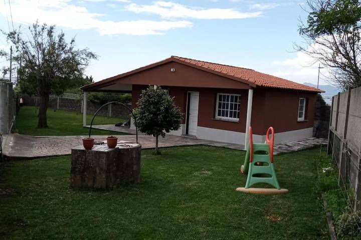 Casa de férias para 4 pessoas, com terraço e jardim, com animais de estimação em O Grove