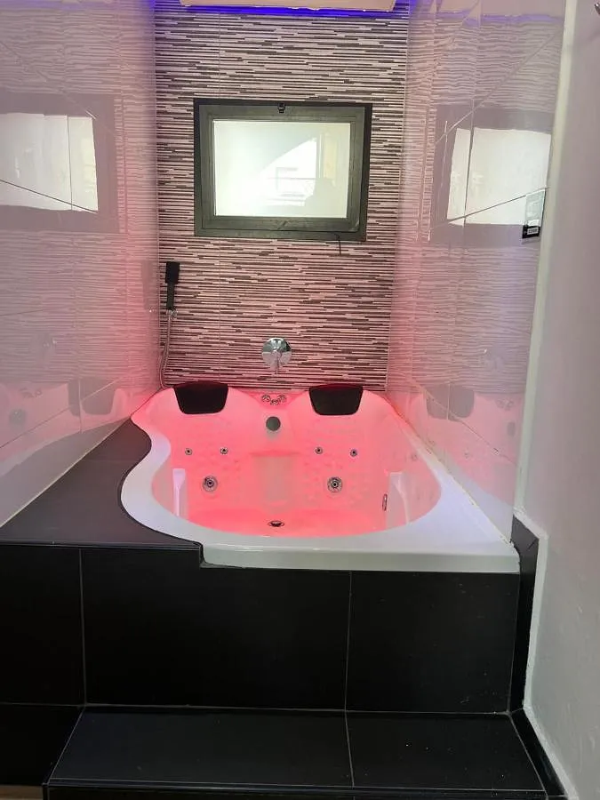 Appartement de vacances pour 3 personnes, avec jacuzzi et balcon - 1