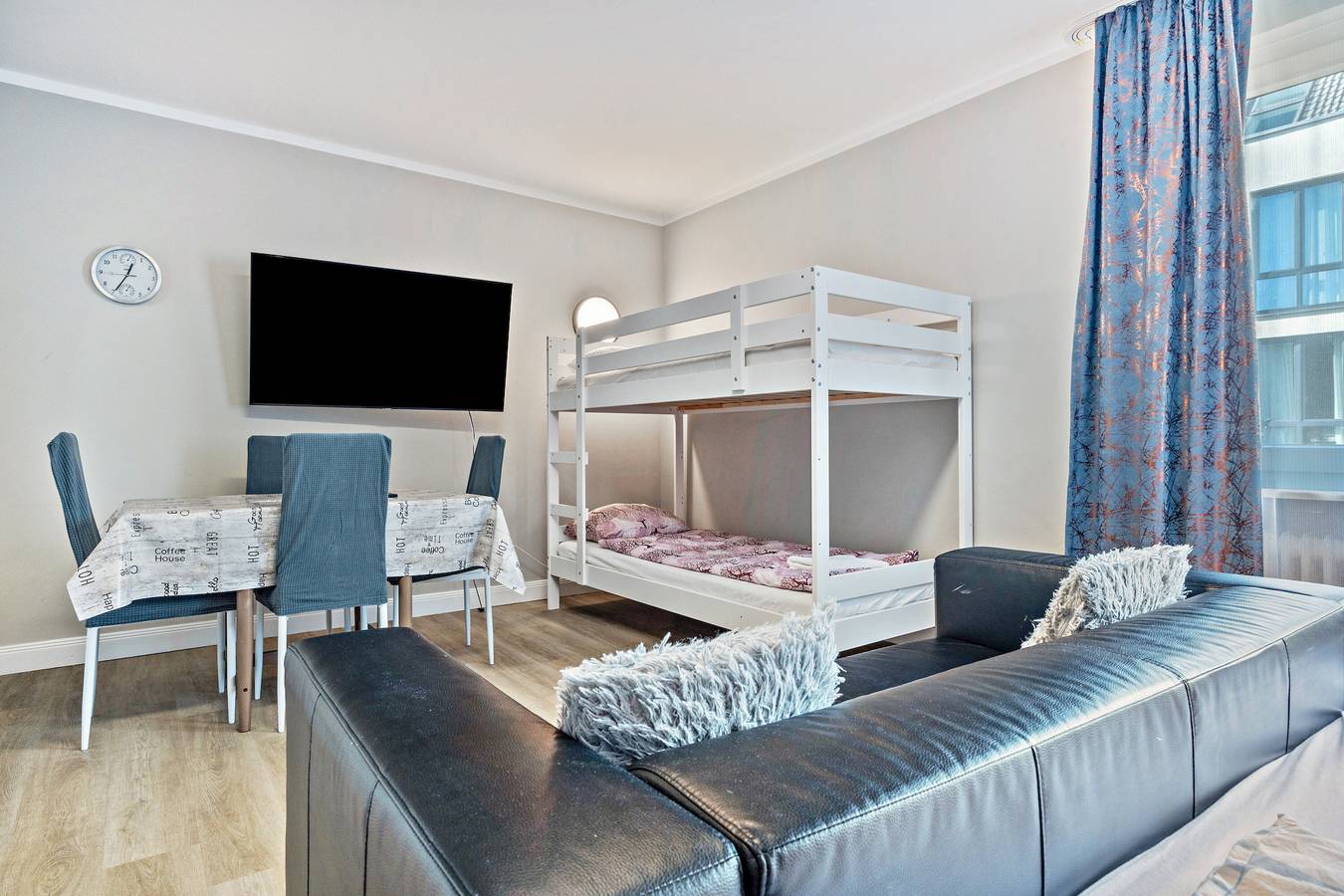 Ganze Wohnung, Ferienwohnung 'Kleine Hütte In St Pauli Hamburg' mit Wlan in Altona Hamburg, Hamburg