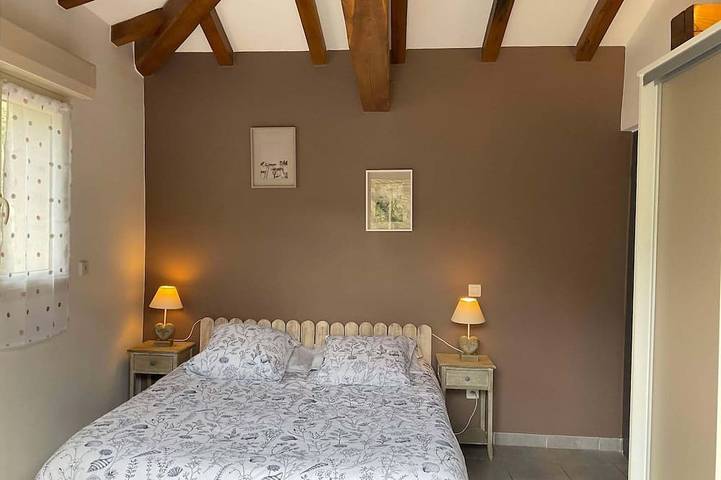 Gîte pour 4 personnes, avec piscine ainsi que terrasse et jardin, animaux acceptés à Saumane - 3