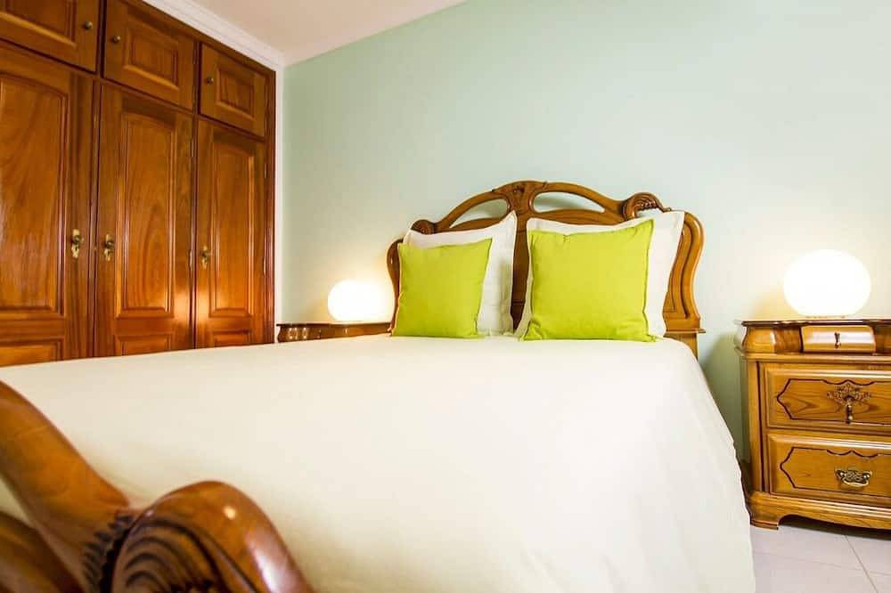 Apartamento entero, Haus der Scheinwerfer mit freier Garage in Praia da Barra, Gafanha da Nazaré