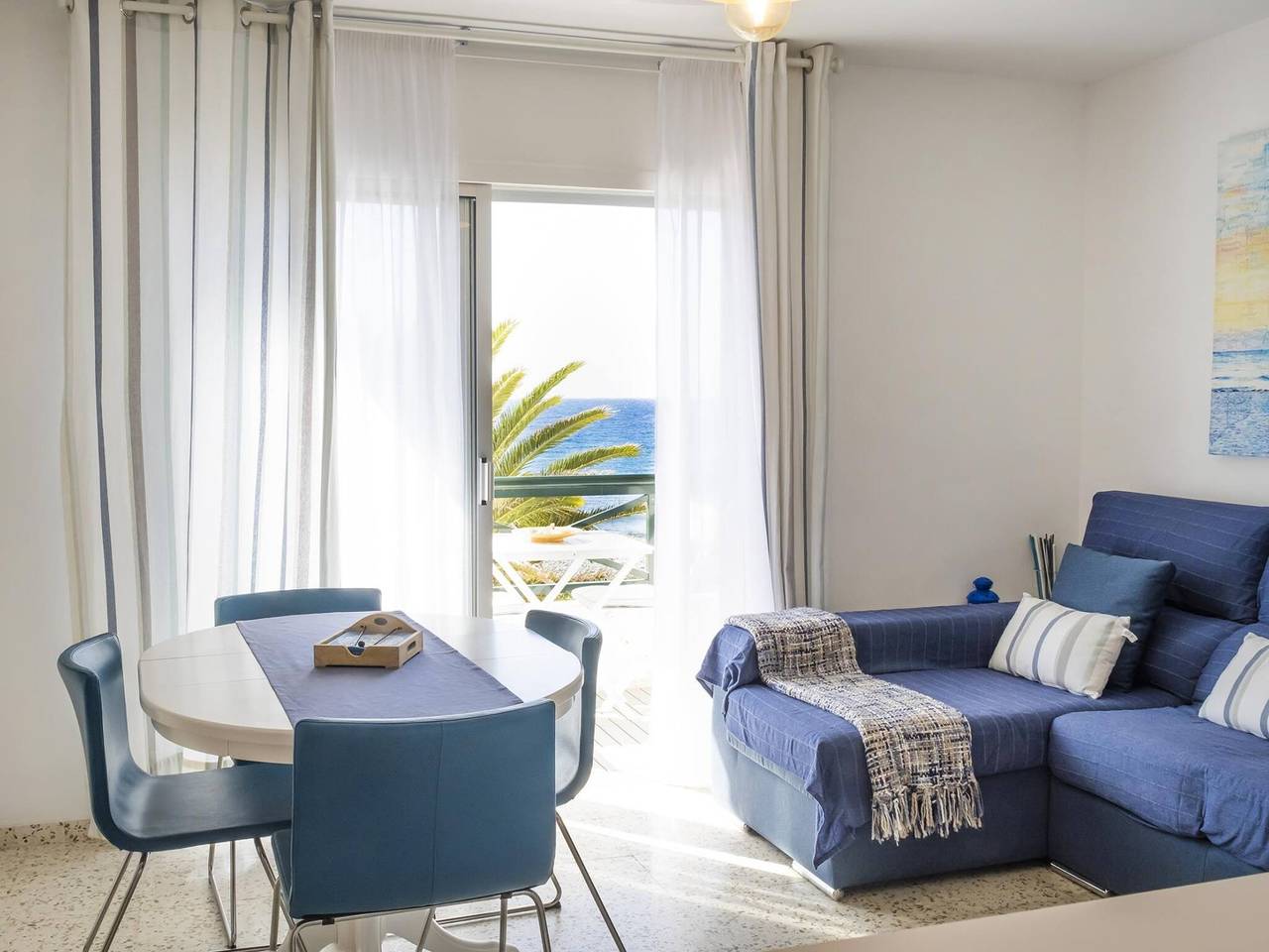 Apartamento entero, Apartamento de vacaciones para 5 personas con balcón in Las Arenas, Arico