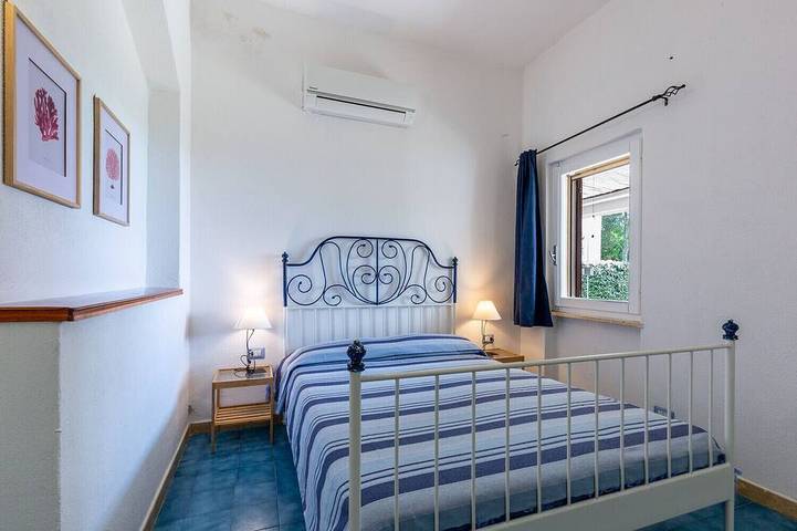Villa Cala Pira Sul Mare Con Wi-Fi in Cala Pira, Castiadas