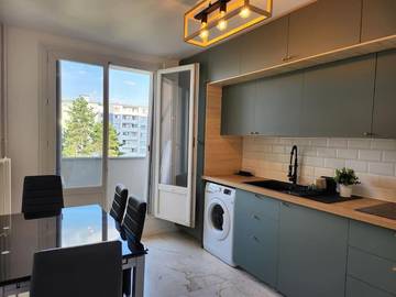 Gîte pour 8 personnes, avec balcon et vue à Neuilly-Plaisance