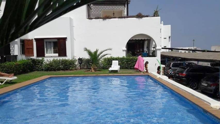Maison de vacances pour 4 personnes, avec piscine ainsi que vue et jardin