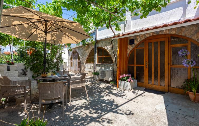 Ferienwohnung für 4 Personen, mit Garten und Terrasse, kinderfreundlich in Punat - 3