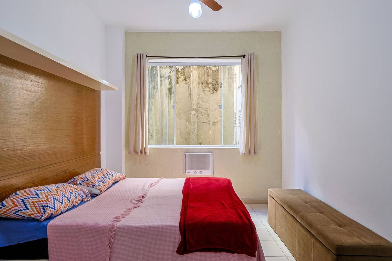 Entire apartment, Loft c/ Ar e Wi-Fi a 100m da Praia de Copacabana in Copacabana, Rio de Janeiro