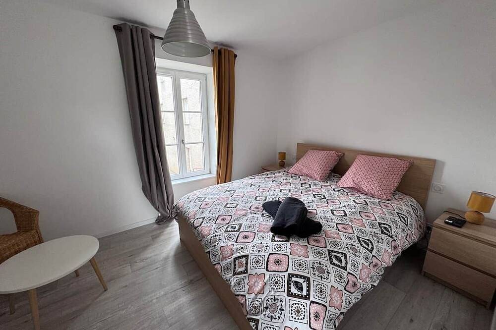 Zu vervollständigen in Jugon-les-Lacs, Dinan und Umgebung
