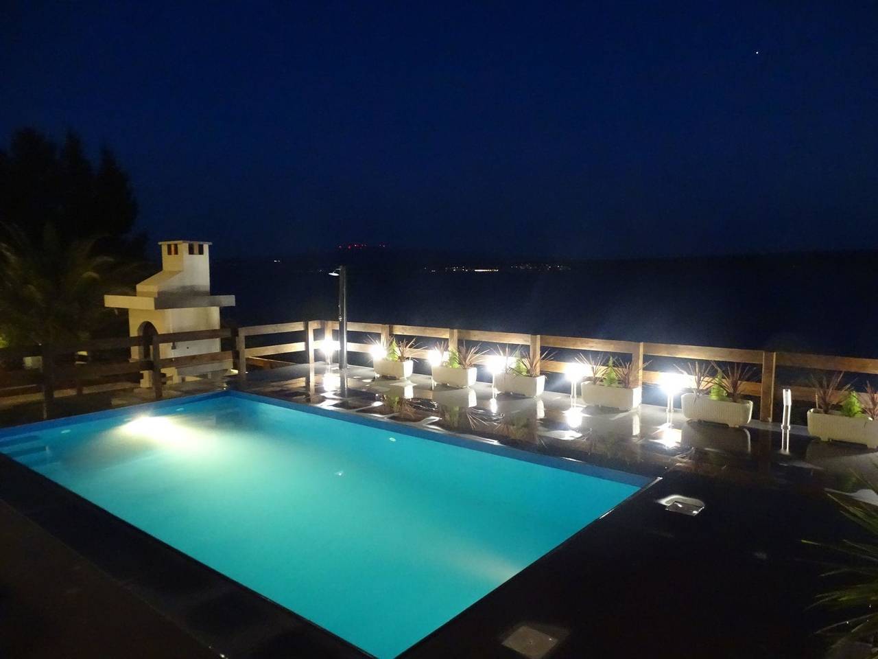 Villa am Meer für 12 Personen mit Pool in Novigradsko More, Zadar