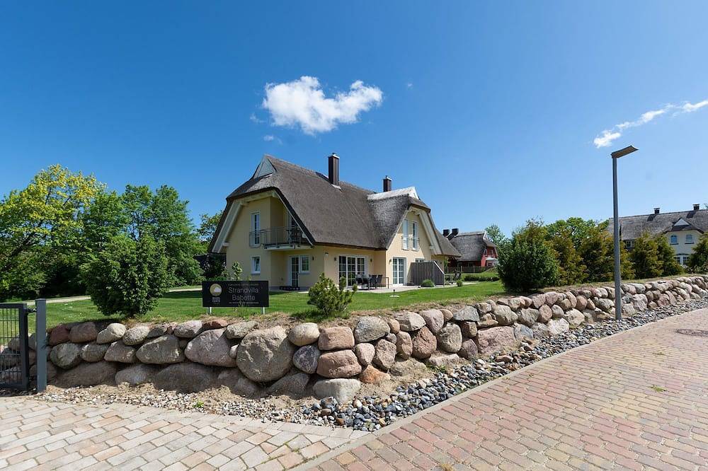 Strandvilla Babette - Balo B, direkt am Meer, mit Sauna - Haushälfte B in Lobbe Strand, Mönchgut