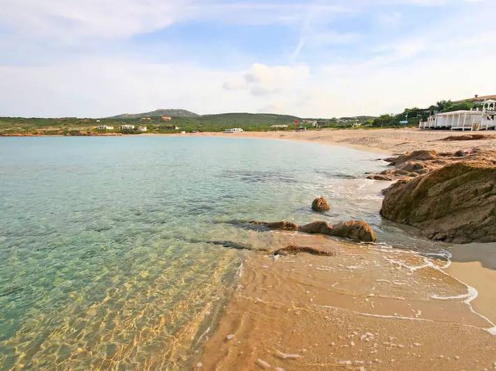 Gîte pour 3 personnes à Isola Rossa
