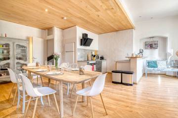 Location De Vacances pour 12 Personnes dans Revel, Parc naturel régional du Haut-Languedoc, Photo 2