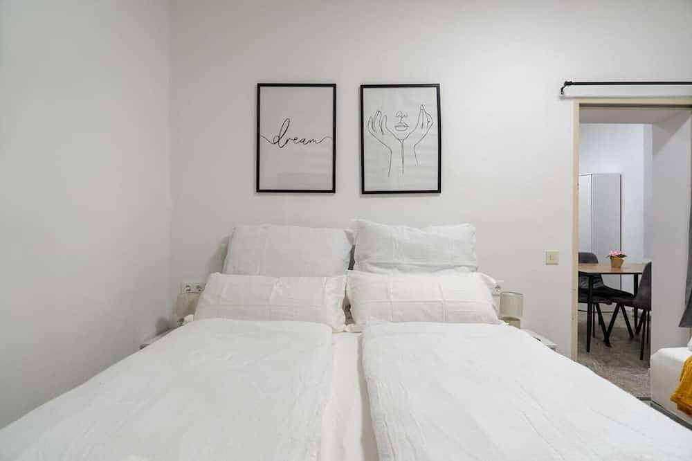 Ganze Wohnung, Quiet • 4 Guests • 24/7 Check-in • Netflix • 35m² in Leoben, Lavanttaler Alpen