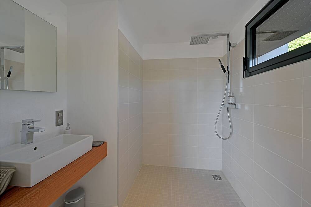 Villa Alta Vista - 10 people - Swimming pool, Clim and View in Villeneuve-lès-Avignon, Nimes region