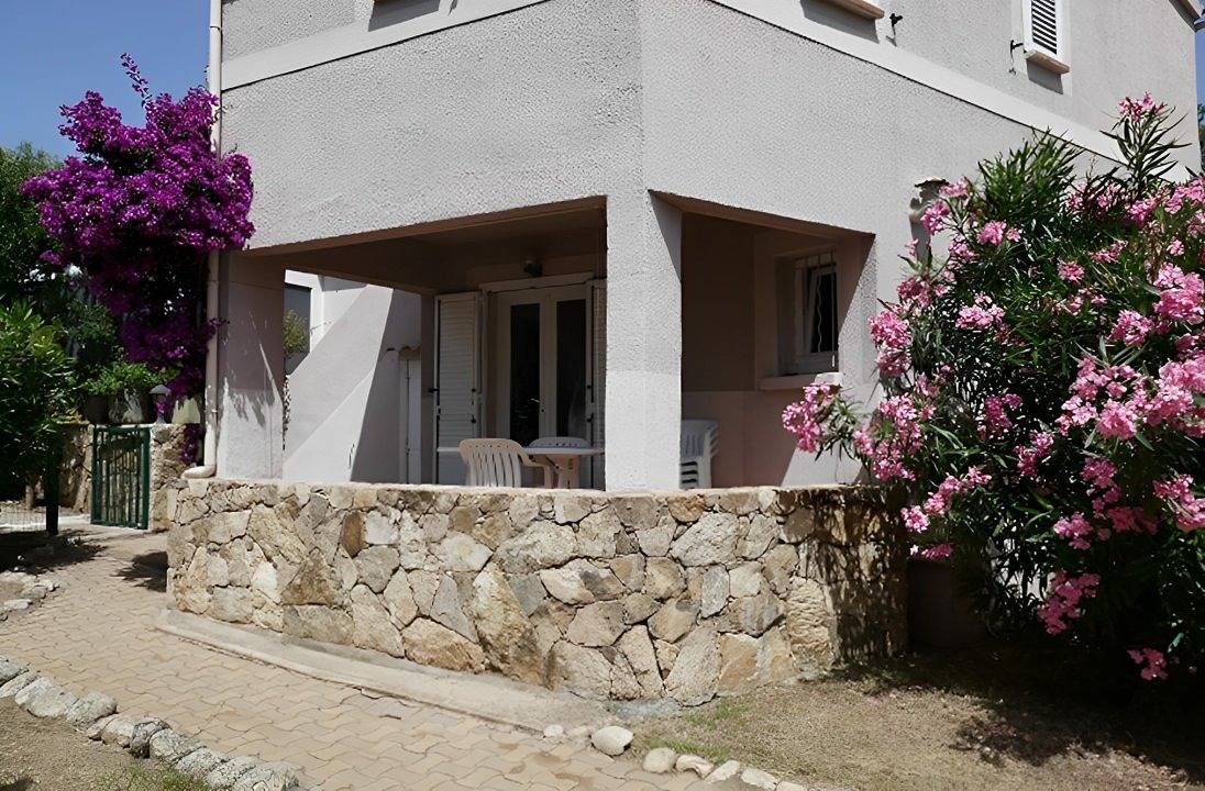 Maison au calme, pour 5 à 6 personnes, à 2 km des plages in Zonza, Arrondissement de Sartène