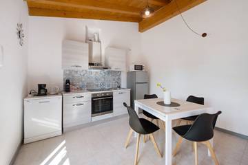 Ferienhaus für 4 Personen in Lazise, Gardasee-Berge, Bild 1