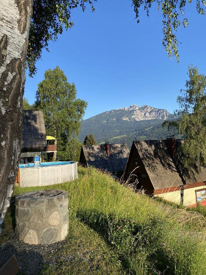 Das kleine Feriendorf in Gailtaler Alpen, Hermagor-Pressegger See