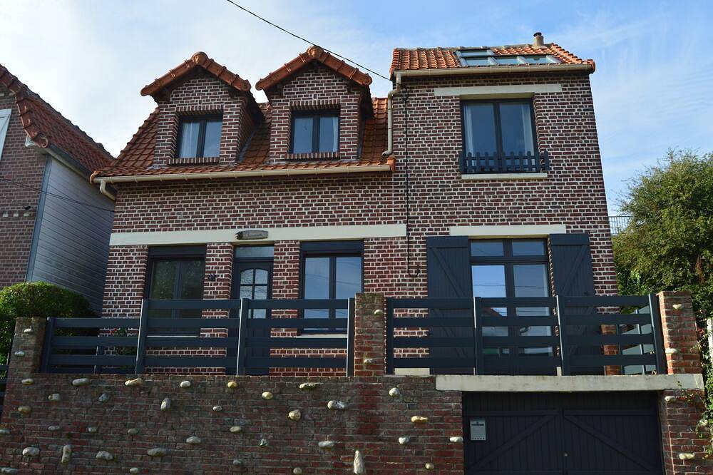 Maison avec vue sur mer à 5 minutes a pied de la plage in Ault, Région d'Abbeville