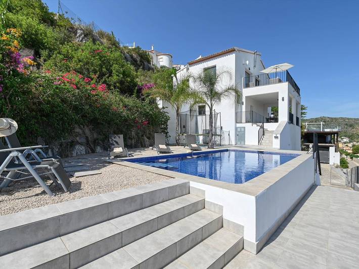 Chalet para 4 personas, con Balcón además de Terraza y Jardín en Pedreguer