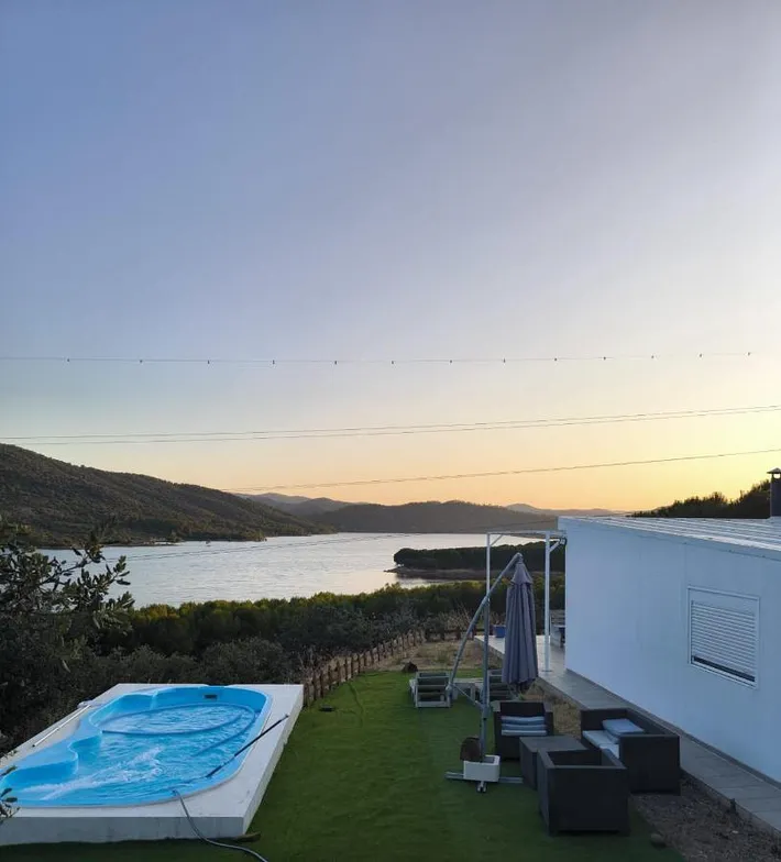 Holiday home for 5 people, with garden and lake view as well as view and pool, with pets - 1