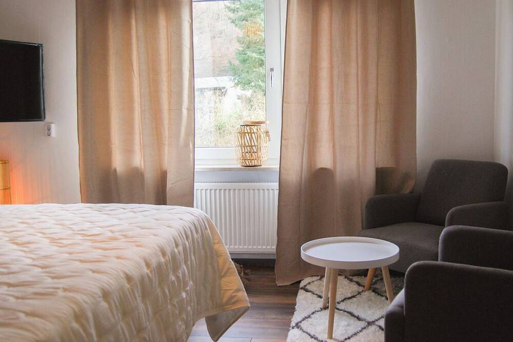 Time for two, spring water shower and thermal spa included - Guesthouse at the Moseltherme in Traben-Trarbach, Région de Bernkastel-Kues