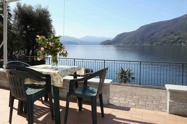 Ferienwohnung für 2 Personen, mit Seeblick und Garten sowie Terrasse und Ausblick, mit Haustier in der Lombardei - 2