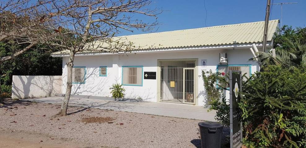 Casas e apartamentos de temporada para 4 pessoas, com terraço, com animais de estimação na Praia Daniela
