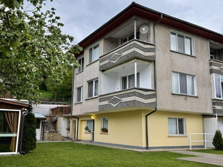 Casa rural para 2 personas, con Terraza además de Jacuzzi y Jardín en Bulgaria