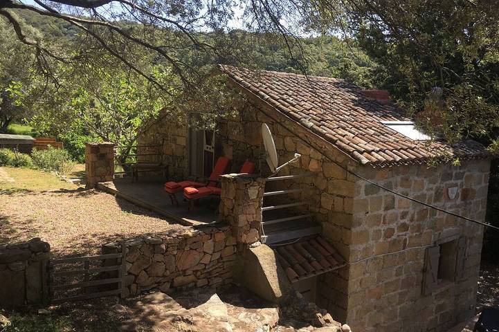 Baita per 4 persone, con giardino e terrazza - 1