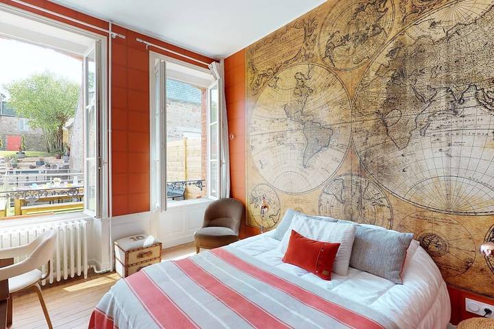 Gîte pour 15 personnes, avec jardin et balcon à Villedieu-les-Poêles - 2