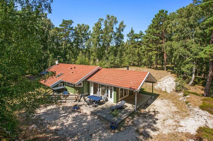 Ferienhaus für 10 Personen, mit Whirlpool und Sauna sowie Terrasse auf Bornholm - 2