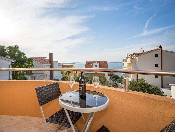 Apartament wakacyjny dla 6 osób, z ogród i balkon w Zaboric