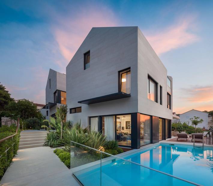 Villa pour 8 personnes, avec jardin à Sutivan