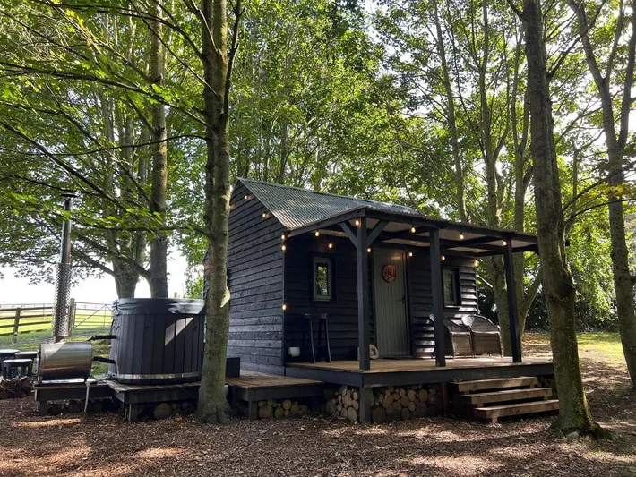 Camping für 4 Personen, mit Whirlpool und Garten sowie Terrasse - 1