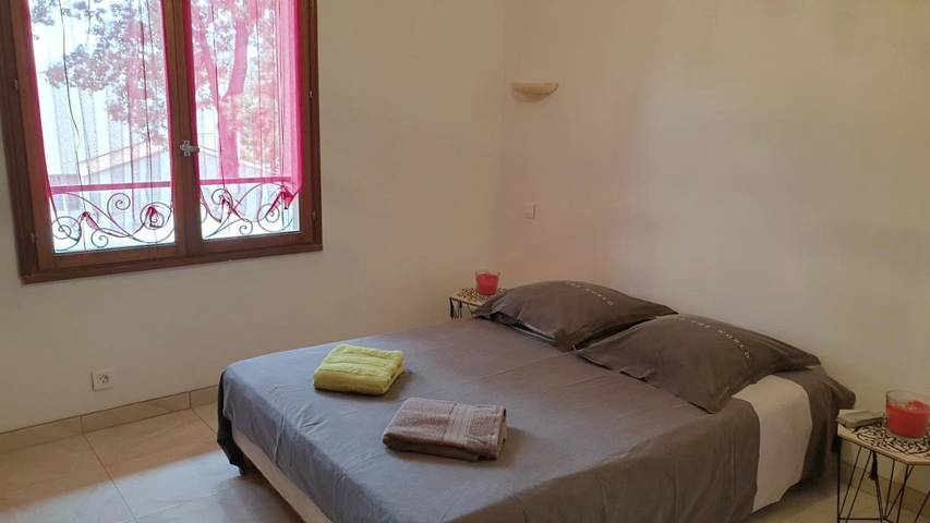 Villa pour 6 personnes, avec piscine ainsi que jacuzzi et jardin à La Seyne-sur-Mer - 4