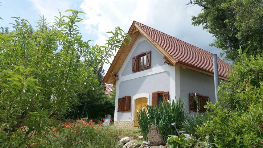 Ferienhaus für 6 Personen, mit Seeblick und Ausblick sowie Garten in Balatonfüred - 4
