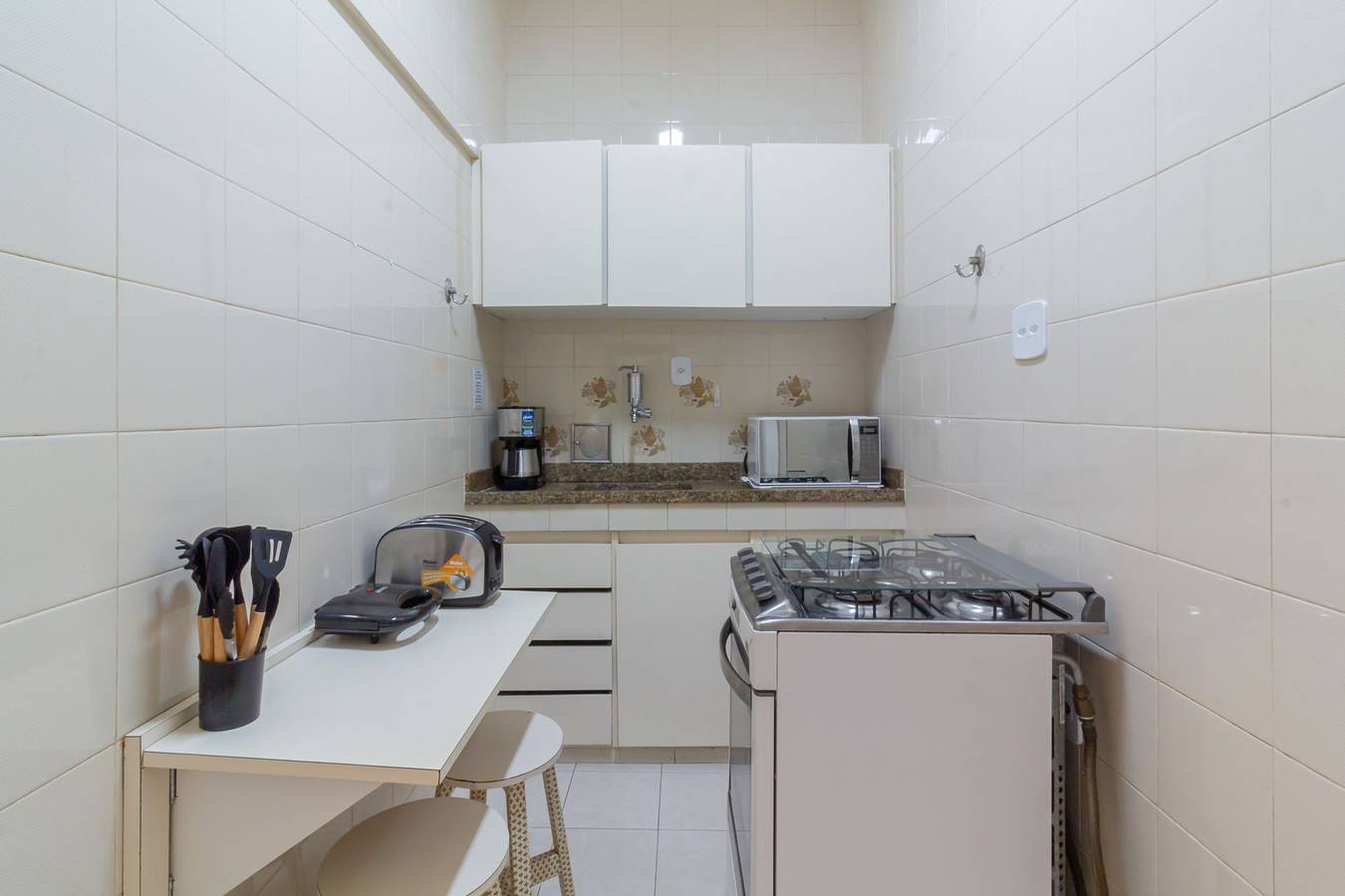 Entire apartment, 5 minutes from Copacabana beach | Bi404 in Copacabana, Rio de Janeiro