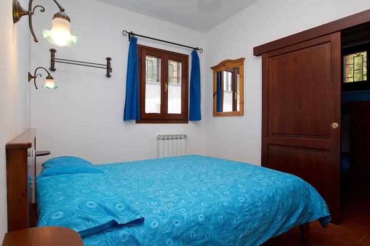 Villa Caprifogli in tenuta del 19°secolo, vista mare- Canunget in Alghero, Provincia di Sassari