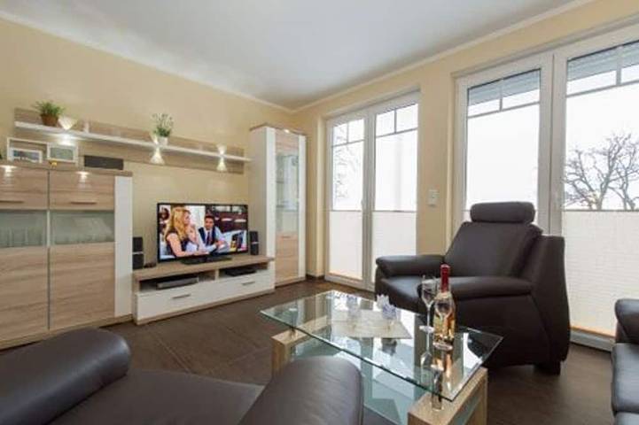 Villa für 4 Personen, mit Terrasse