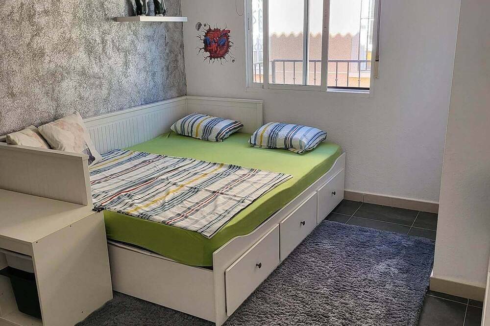 House close to Playa flamenca and La Zenia in La Zenia Centre, Orihuela