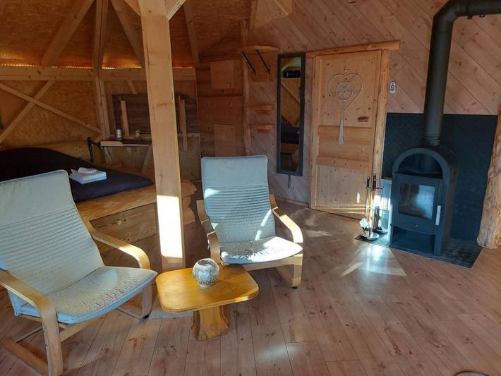 Ferienhaus für 2 Personen, mit Terrasse am Thunersee